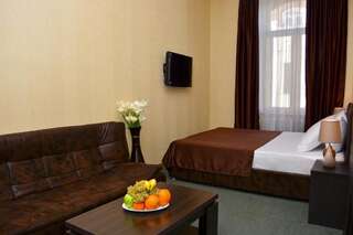 Отель Hotel Margi Тбилиси Улучшенный двухместный номер с 1 кроватью-3